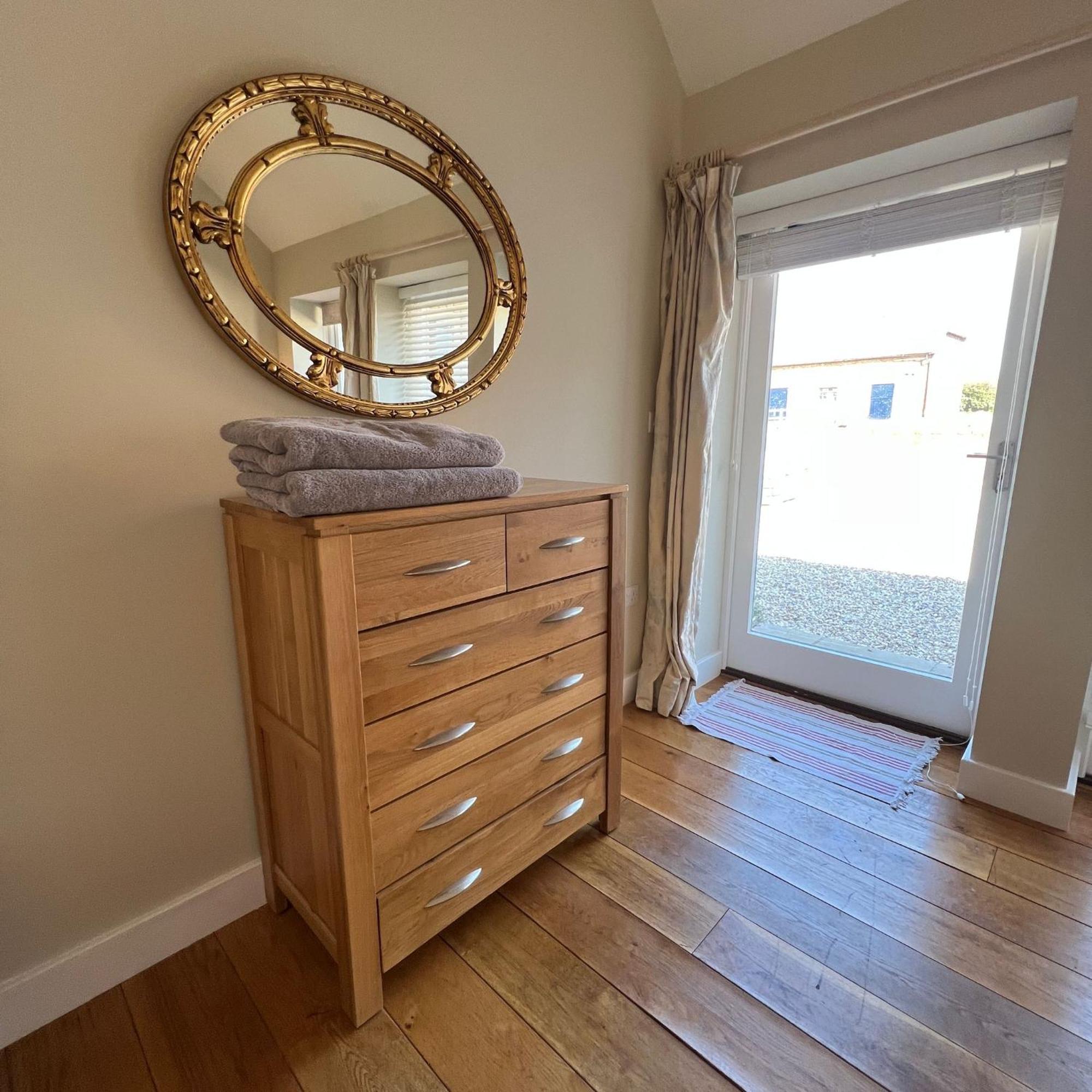Little Park Farm Queen Anne Farmhouse & Apartments Stratfield Mortimer Ngoại thất bức ảnh
