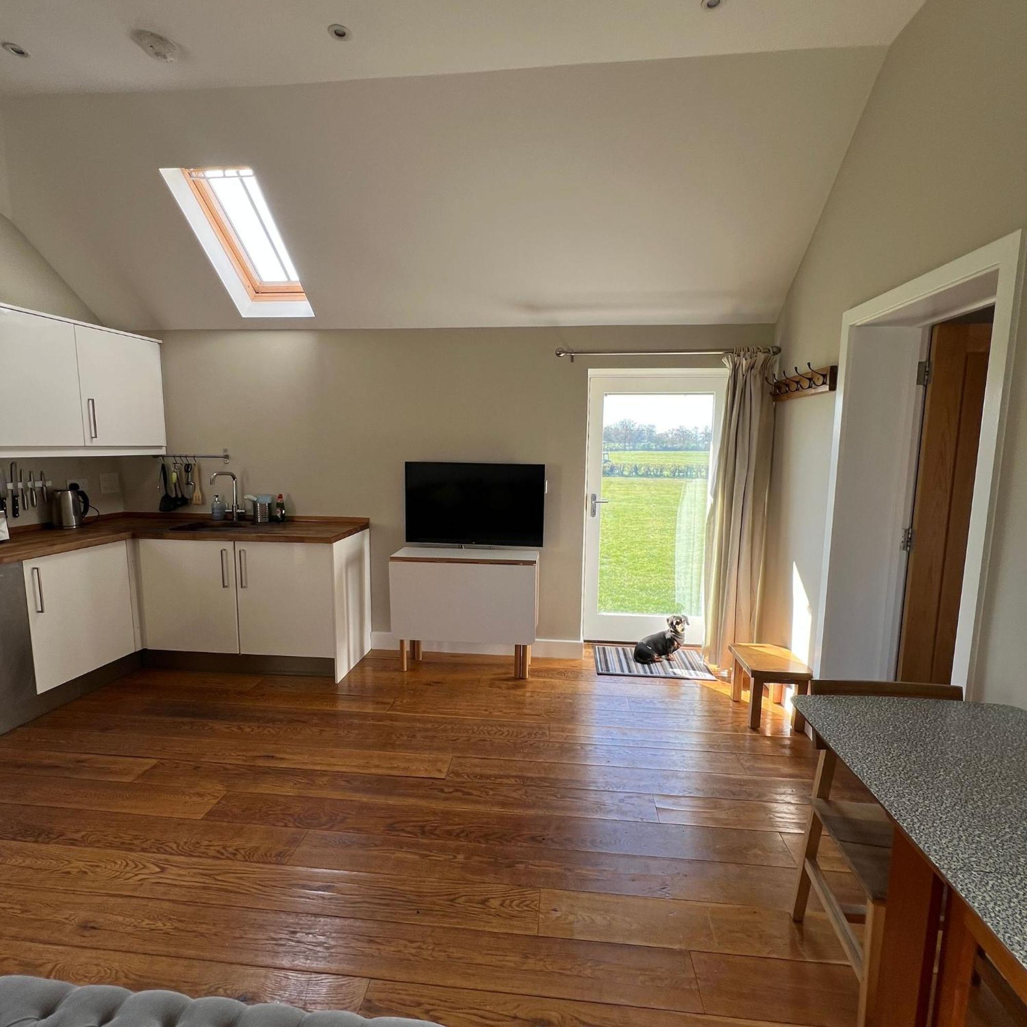Little Park Farm Queen Anne Farmhouse & Apartments Stratfield Mortimer Ngoại thất bức ảnh