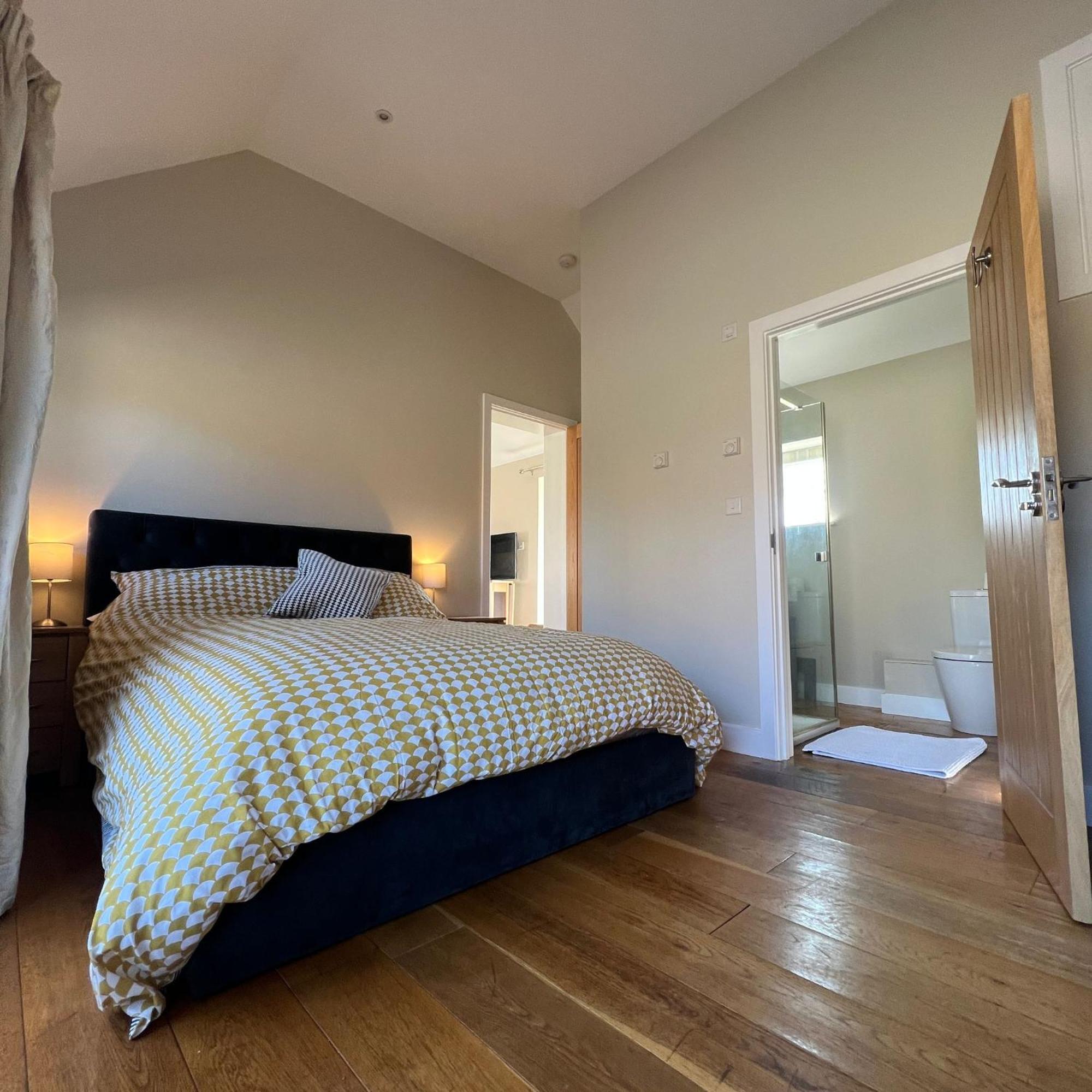 Little Park Farm Queen Anne Farmhouse & Apartments Stratfield Mortimer Ngoại thất bức ảnh